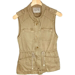 Per Se Women's Olive Green Sleeveless Utility Style Vest